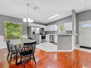 10min to Downtown 3BD 2 FullBath - Tampa - 0