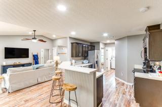 Pensacola Home with Fire Pit, 7 Mi to Beaches! - Perdido Key - 4