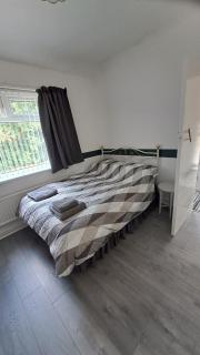 Dalton House - Three Bedroom Property Stretford free parking Near The Trafford Centre - Mánchester - 5