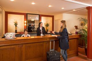 Hotel Schlössli Garni - Free Parking - Ipsach - 8