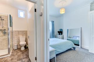Central Worthing apartment - Worthing - 3