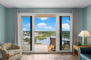 Family and Friends Beach Resort Condo for 8! Steps from the Beach! By Dolce Vita Getaways! - Panama City Beach - 7