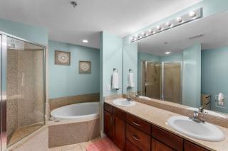 Family and Friends Beach Resort Condo for 8! Steps from the Beach! By Dolce Vita Getaways! - Panama City Beach - 3