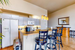 Chelan Resort Suites: The Penthouse Suite (#412) - Chelan - 4