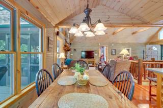 Hot Tub, Decks and Creek Access McCaysville Cabin! - McCaysville - 4