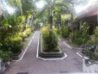 Dewa Bharata Bungalows Candidasa - Candidasa - 1