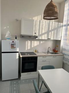 A 2 passi dal mare - grazioso trilocale a Locri - 9