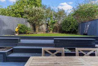 3BR Modern Elegance Near Beaches - 7