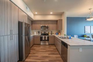 Stylish 1BD - Balcony, Pool, Gym, W-D - Sleeps 4 - Tempe - 6