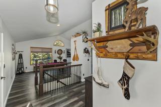 Lake Arrowhead Grass Valley Cabin - 3