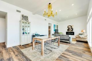 Front Row Water Views Galore & Chic Coastal Decor - 2