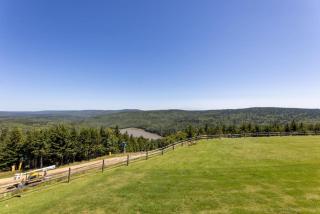 ML152 Mountain View Slope Side Retreat Near Village WiFi - Snowshoe - 1