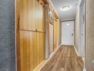 ML169 First Floor No Steps End Unit WiFi EZ Parking - Snowshoe - 4