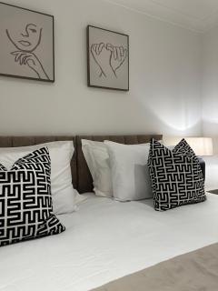 The Snug - Town Centre Apartment - Bishops Stortford - 9