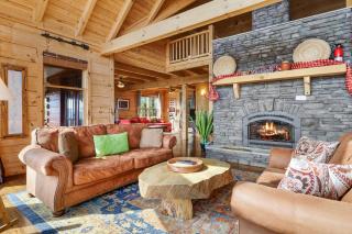 Sky High Lodge by BK Stays. Large Cabin. Amazing Views. Game Room. Jacuzzi. Six Bedrooms. Sleeps 12 - Blue Ridge - 7