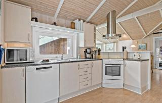 Beautiful Home In Ålbæk With Sauna - 5