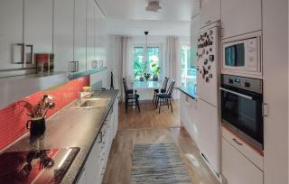 2 Bedroom Nice Apartment In Johanneshov - Stockholm - 7
