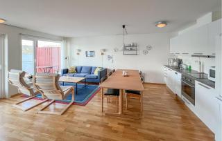 3 Bedroom Amazing Apartment In Korshamn - Korshamn - 7