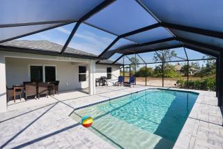 New Build Pool Home With Modern Design and Open Floor Plan in Cape Coral - North Fort Myers - 9