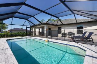 New Build Pool Home With Modern Design and Open Floor Plan in Cape Coral - North Fort Myers - 8