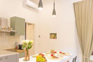 New private apt in Como A-C Self Check-in - Como - 5