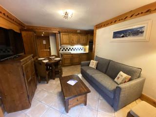 Résidence Fermes De Meribel Bat B - Appartement 2 pièces 4 personnes à Méribel Village aux pieds des pistes et accès à la piscine chauffée MAE-8991 - Les Allues - 1