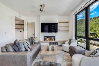 Electric Pass Lodge 206 by Snowmass Mountain Lodging - 0