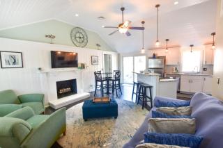 Beautiful Home Walk to Water Dog Welcome - Yarmouth - 6