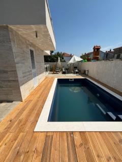 Vila Regina Apartment Rex with Swimming Pool - Jezera - 9