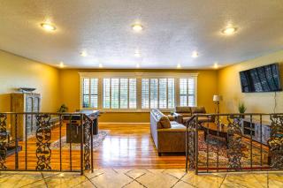 Centrally Located Mtn-View Escape in El Paso! - El Paso - 6