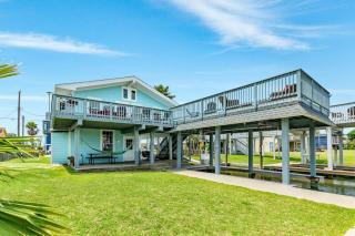 On the Water & Heart of Jamaica Beach - Galveston - 9