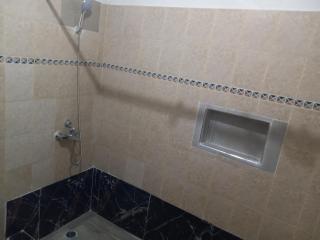 E & L Homestay - - 2