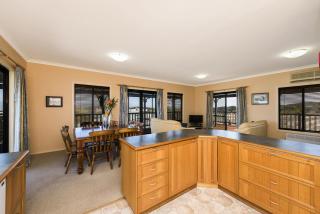 Sea Change - Spacious Family Holiday Accommodation Pet friendly - Ledge Point - 6