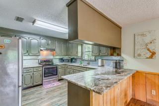 Riverfront Milton Cabin with Boat Ramp and Dock! - Milton - 3