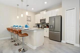 5 BD 4 BA Pool Themed Room Storey Lake 4894 - Kissimmee - 5