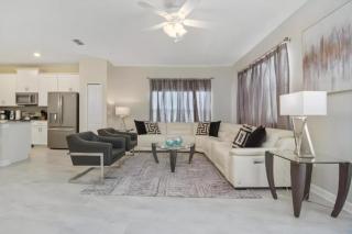 5 BD 4 BA Pool Themed Room Storey Lake 4894 - Kissimmee - 2