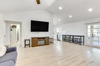 Glendale Home with Pool, Basketball and BBQ! - Phoenix - 8