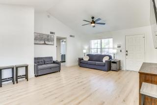 Glendale Home with Pool, Basketball and BBQ! - Phoenix - 5