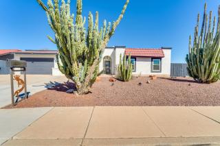 Pool, Putting Green and Games Chandler Home! - 6