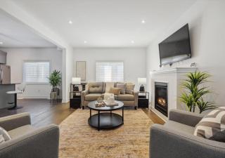 Luxurious and Beautiful, Barrie - Barrie - 8