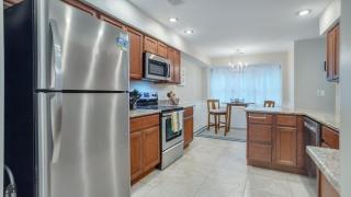 Private Patio, Complex Pool, Kitchen - Hilton Head Island - 9