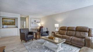 Family Getaway, Pool, Walk to Beach - Hilton Head Island - 2