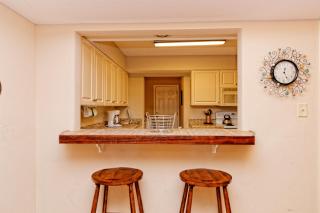 Family Getaway, Kitchen, Deck - Hilton Head Island - 9