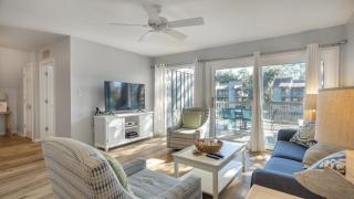 Beach Getaway, Lagoon, Private Deck - Île de Hilton-Head - 5