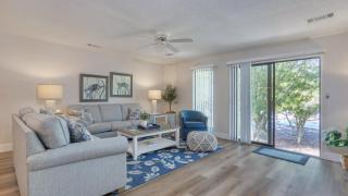 Private Patio, Pool, Coastal Getaway - Hilton Head Island - 0