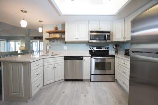 Bike to Beach, Pet Friendly, Loft - Hilton Head Island - 8