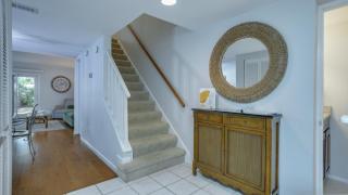 Walk to Beach, Pet Friendly, Homey - Hilton Head Island - 3