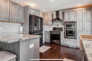 Cheerful Sister Lakes 4 bed room Lake House with Hot tub - Woodland Beach - 5