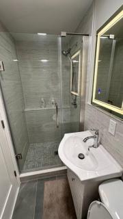 2 Bd 2 Ba Unit laundry &kitchen - Great Neck - 3