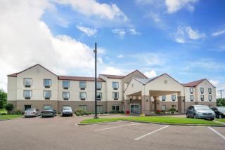 Red Roof Inn & Suites Vicksburg - Vicksburg - 9